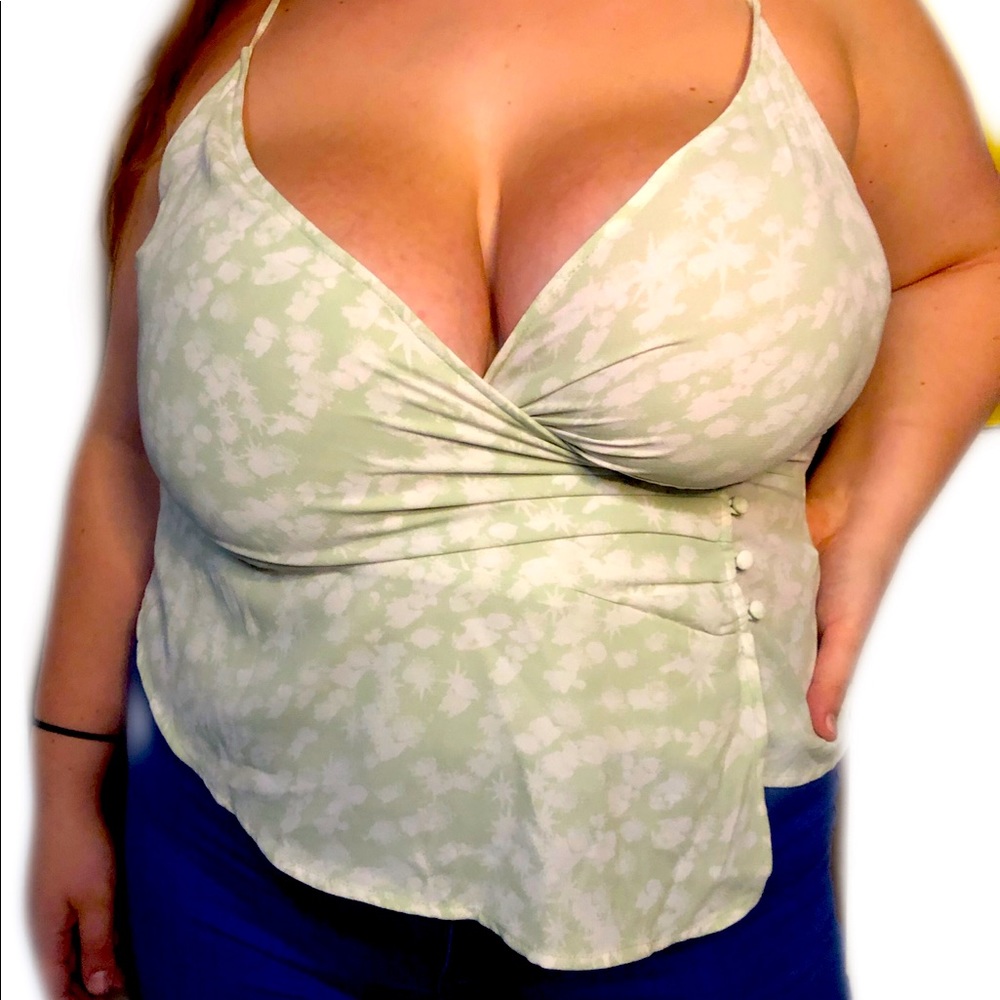 Leith Spagetii strap shirt